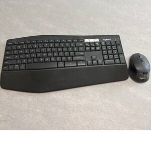 Logitech MK850 Performance Wireless Keyboard Mouse Combo Black Excellent K850
